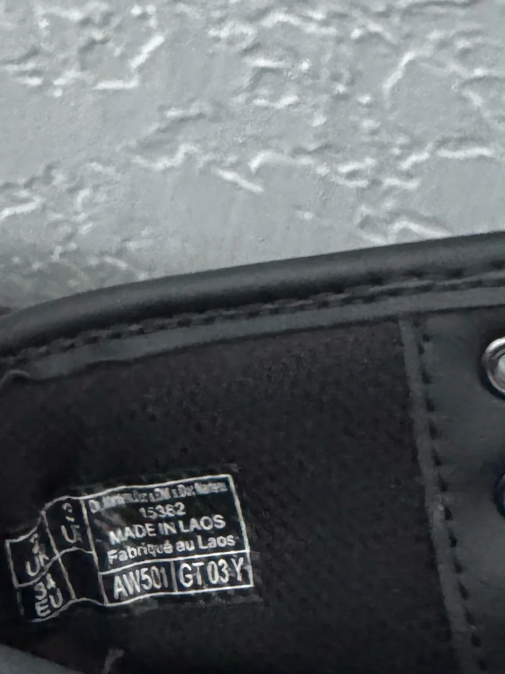 Dr. Martens youth lace